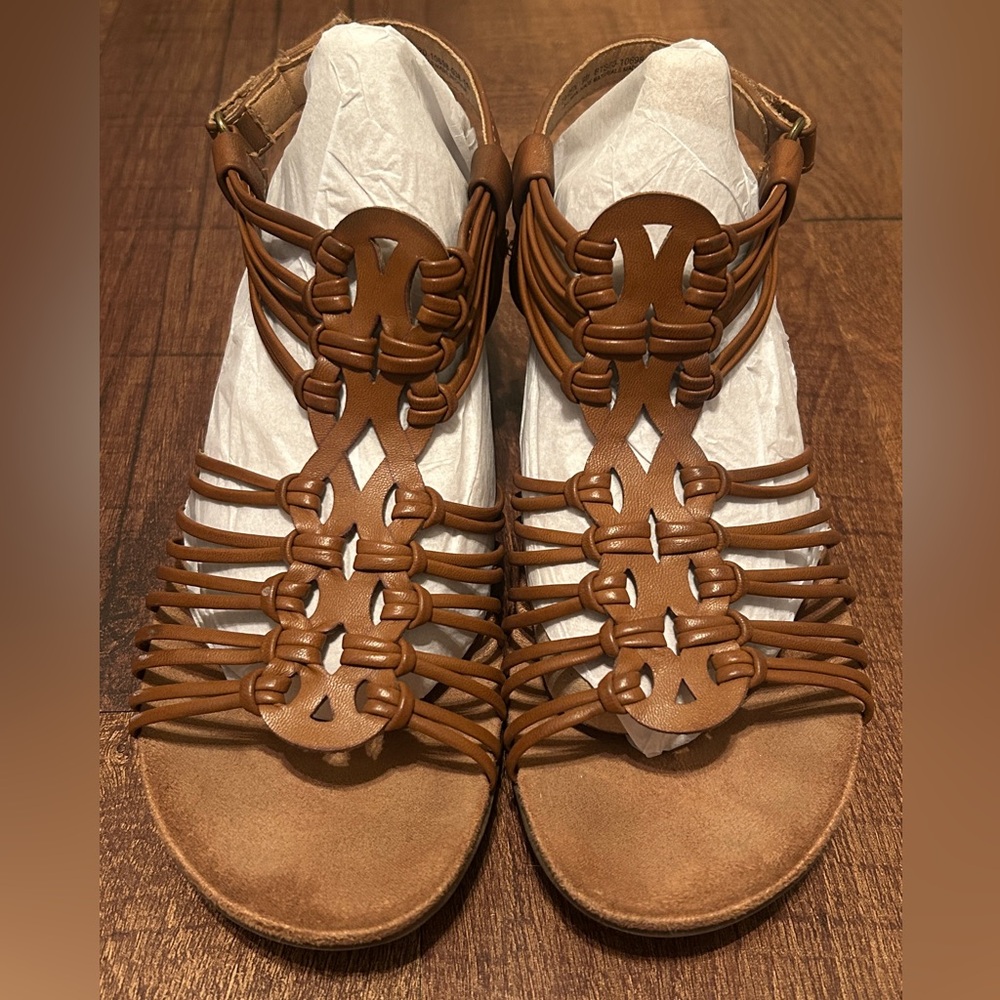 BareTraps Taren Brown Strappy Sandals